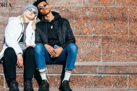 What to Wear With Black Jeans