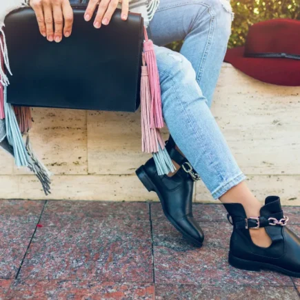 black boots women