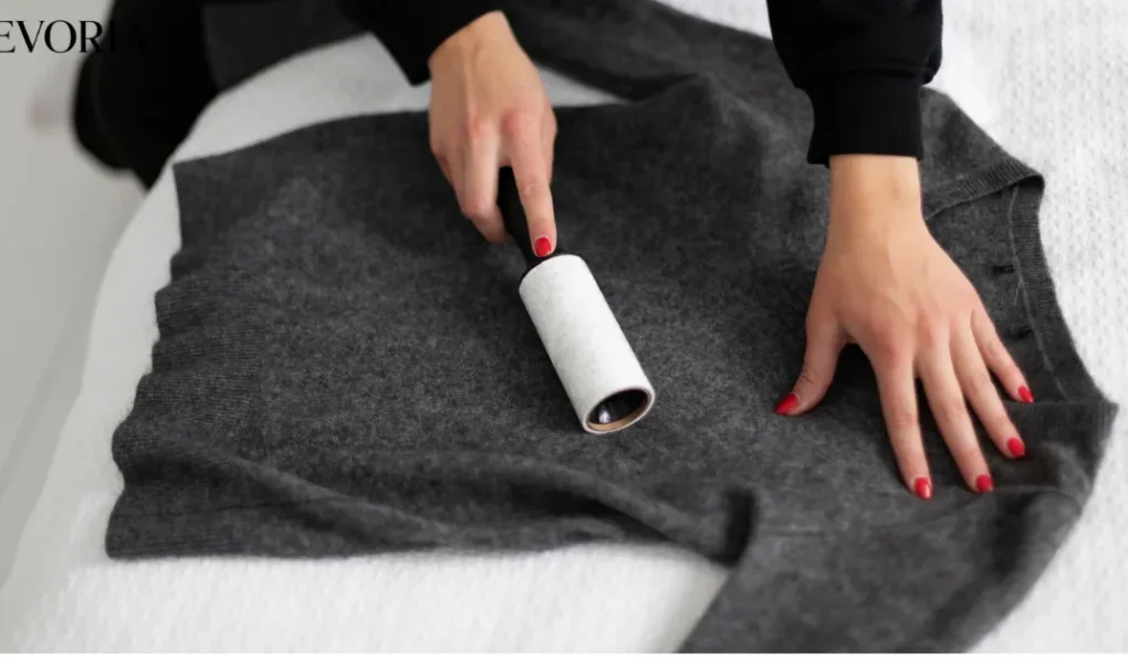 How to Remove Pilling From Clothes